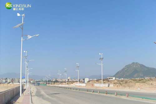Solar <a href='http://www.kslights.com/Projects/' target='_blank'><u>LED Street Light Project</u></a>