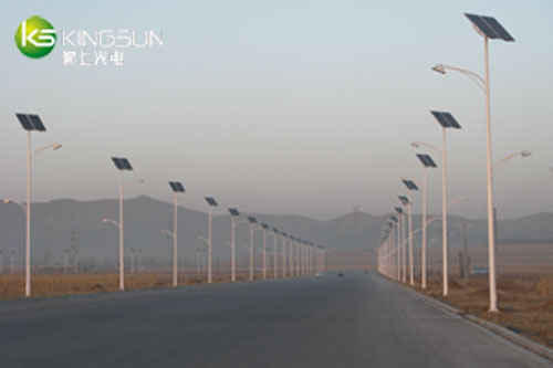 Solar <a href='http://www.kslights.com/Projects/' target='_blank'><u>LED Street Light Project</u></a>